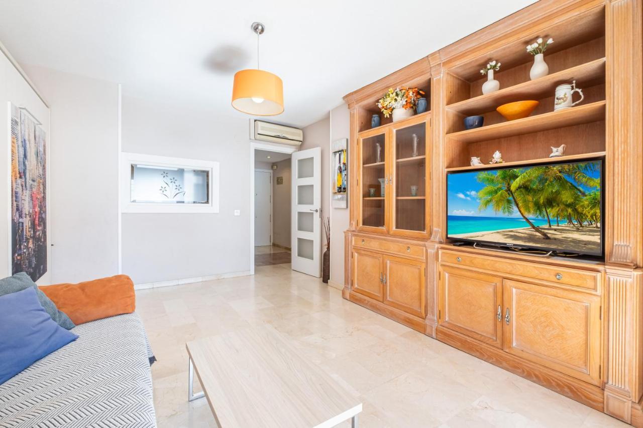 Los Pinos Apartment *